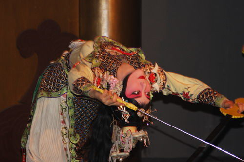 三亿体育官网|中国联通试水车联网收益不明转型待考